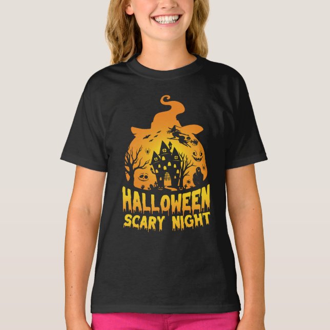Halloween Scary Night Haunted House Design T Shirt (Framsida)