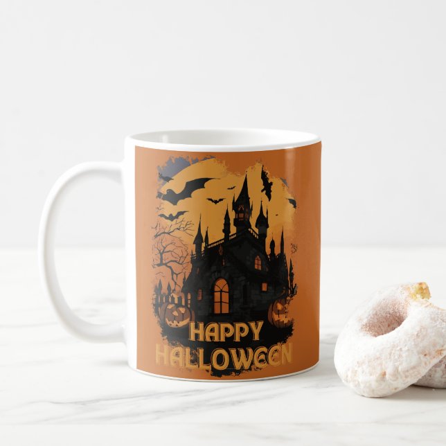 Halloween-Schloss unter Mondlicht Kaffemugg (Med munk)