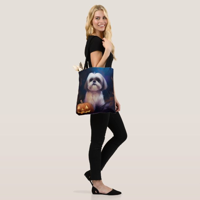 Halloween Shih Tzu Med Pumpor Skräckinjagande Tygkasse (På modell)