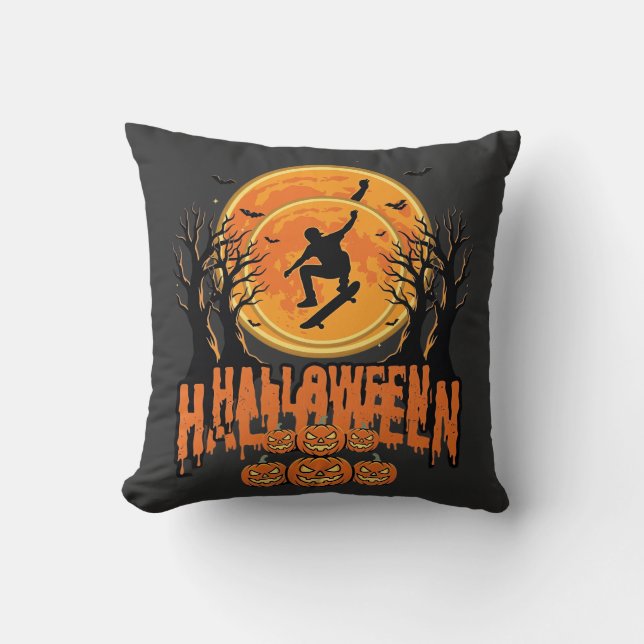 Halloween Skateboard Moon Design Halloween Kudde (Framsida)