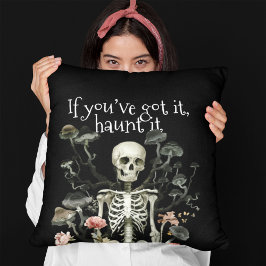 Halloween Skeleton Haunted Forest Black Kudde
