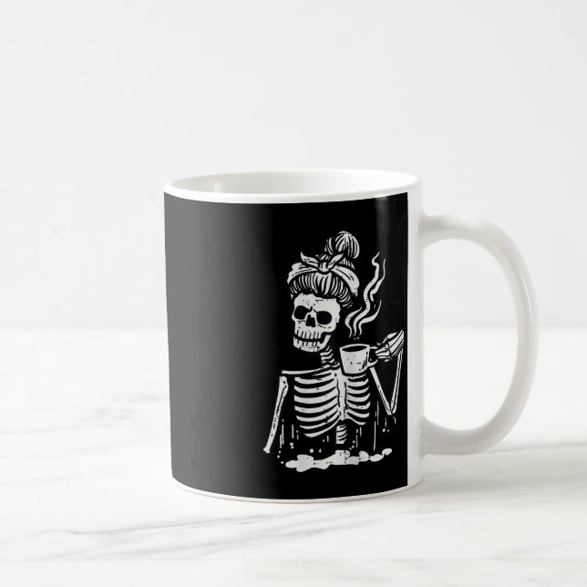 Halloween Skeleton Messy Bun Coffee Funny Costume Kaffemugg (Höger)