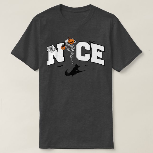 Halloween Skeleton Pumpkin Nice Halloween Witch Fu T Shirt (Design framsida)