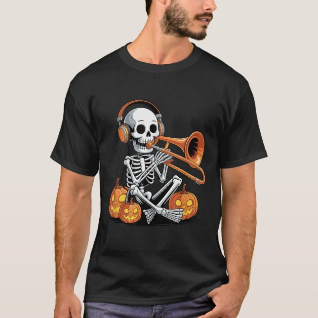 Halloween skelett trombon trombonist  t shirt (Framsida)