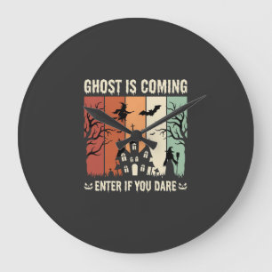 Halloween-spöke kommer hemskt hus stor klocka