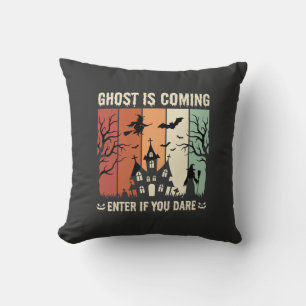 Halloween-spöket kommer till spökhuset kudde