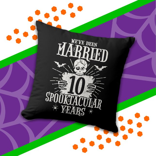 Halloween Spooktacular 10-års bröllopsjubileum Kudde (Skapare uppladdad)