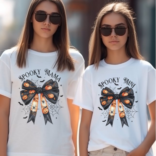 Halloween Spooky Mamma svart Bow Coquette T Shirt (Halloween Spooky Mama black Bow Coquette Tri-Blend Shirt)