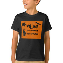 Halloween T-shirt för barn med spökhus: Mysigt och