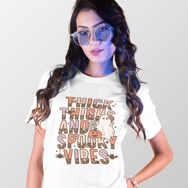 HALLOWEEN THICK THIGHS & SPOOKY VIBES GHOST T SHIRT (Skapare uppladdad)