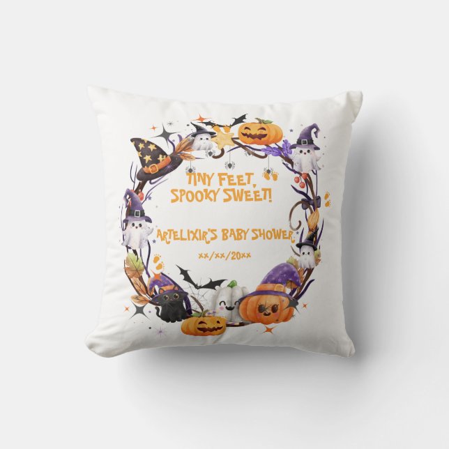 Halloween Tiny Feet, Spooky Sweet Baby Shower Kudde (Framsida)