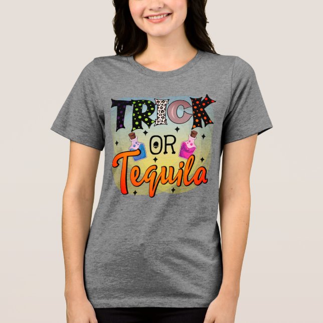 Halloween Trick eller Tequila Typography-Roligt T Shirt (Framsida)