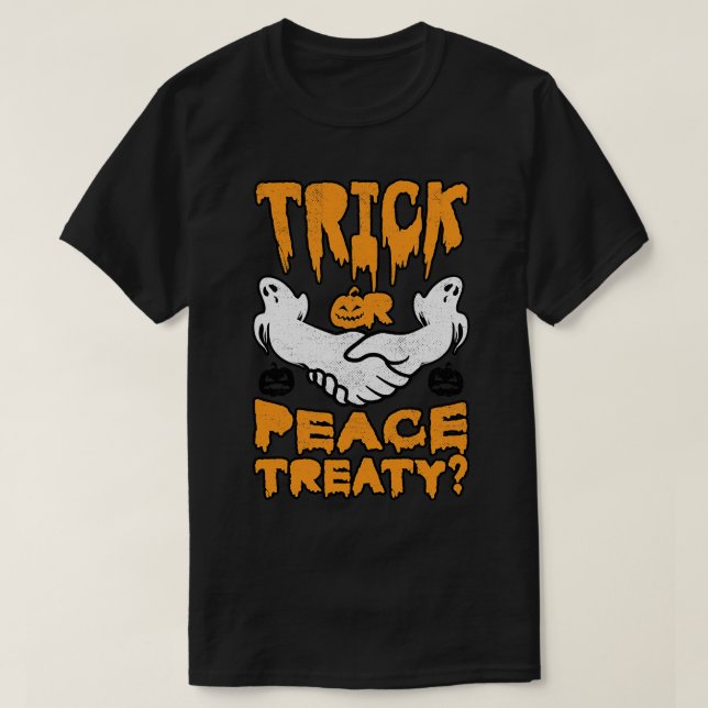 Halloween Trick Peace Treaty Pacifist Valection Co T Shirt (Design framsida)