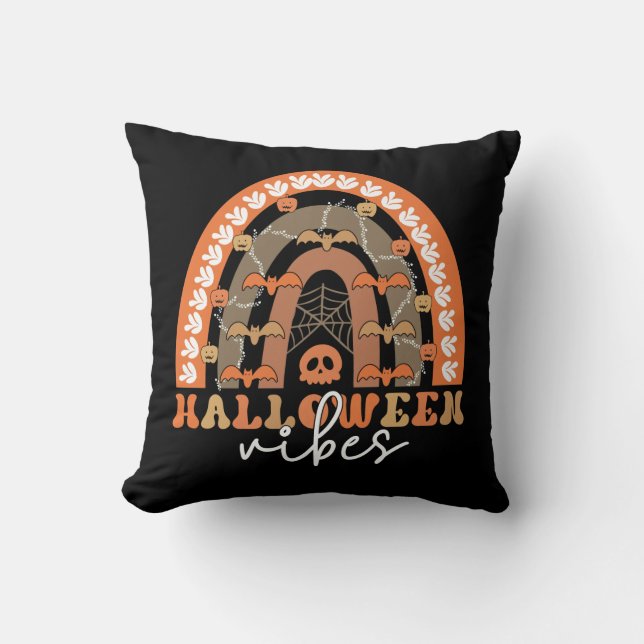 Halloween Vibes Boho Rainbow Fall Spooky Kudde (Framsida)