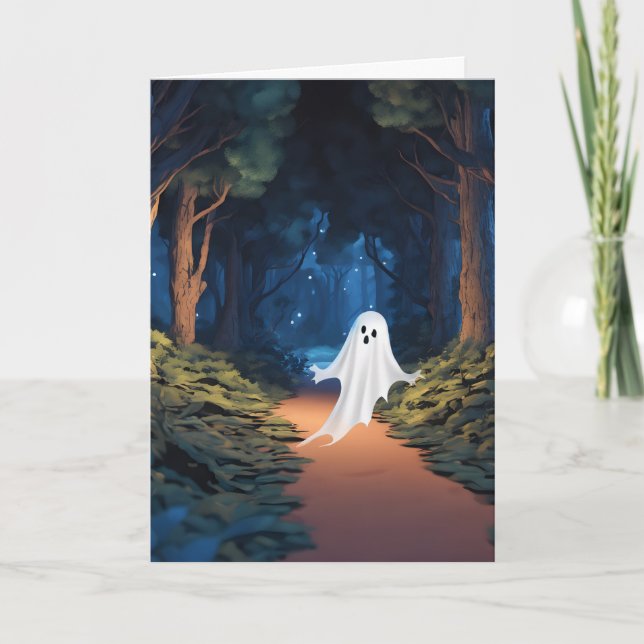 Halloween White Ghost in Forest Helgkort (Framsida)