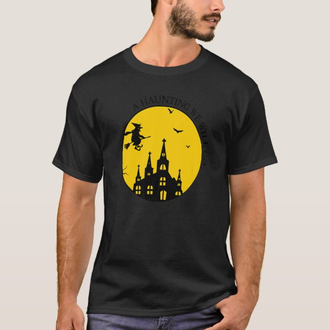 Halloween Witch Broomstick Haunting Costume T Shirt (Framsida)