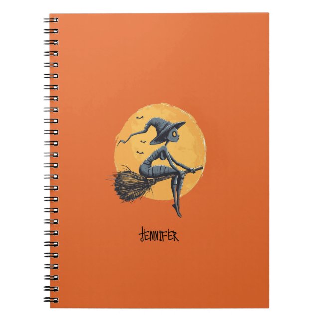 Halloween Witch Fliyng a Broomstick Orange Anteckningsbok (Framsidan)