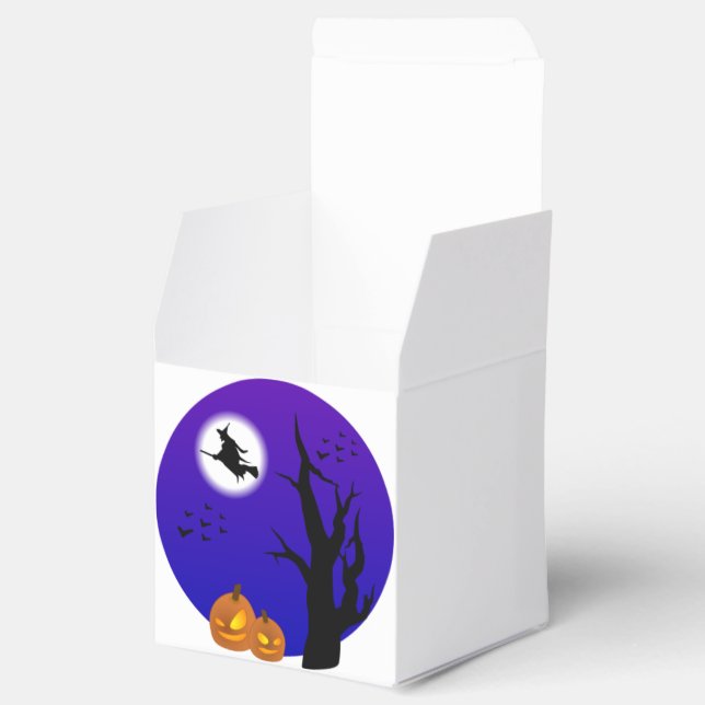 Halloween Witch som flyger med full Moon Presentaskar (Öppnad)