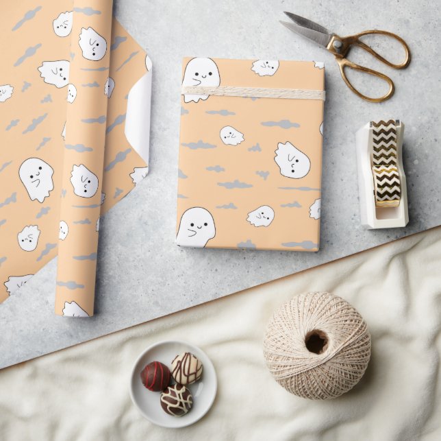 Halloween Wrapping Papper med Cute Ghost och Cloud Presentpapper (Hantverk)