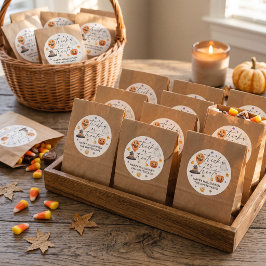 Halloweenfirande med vattenfärgstrick eller godis runt klistermärke