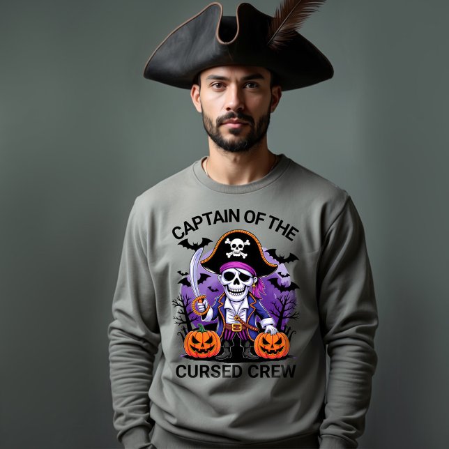 Halloweenpiratkapten för den förbannade besättning lång ärmad tröja (Skapare uppladdad)