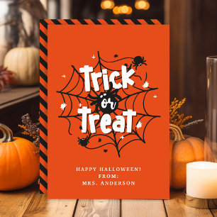 Halloweenpresentkort med trick or treat-spindlar f inbjudningar