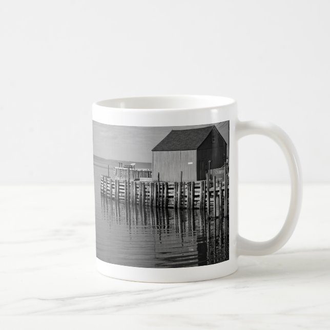 Hall's Harbour Wharf (B&W) Mugg (Höger)
