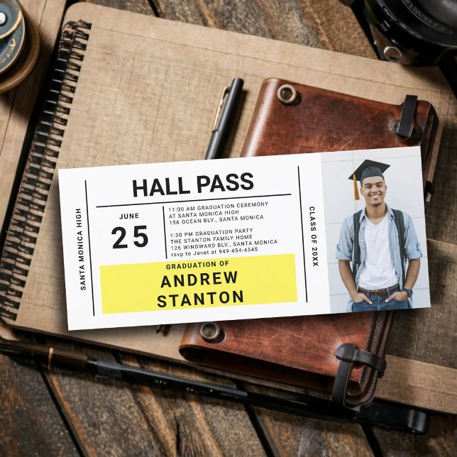 Halls Pass Studentfest-inbjudan till högskola (boy graduation party ideas high school hall pass invitation template male grad diy personalized)