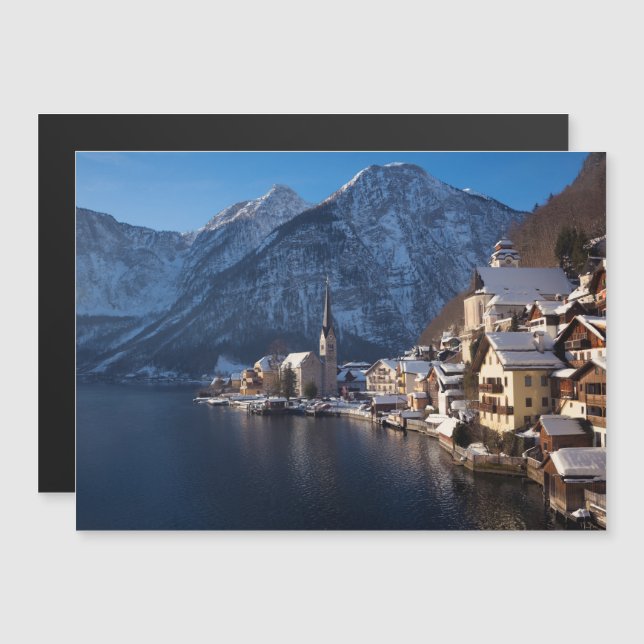 Hallstatt i snö under vintern magnetisk inbjudningskort (Fram/baksida)
