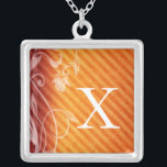 Halsband för hänge för Monogrambrev X<br><div class="desc">Visa din pride i din initialer som ha på sig ett monogrambrevhänge. Det initiala silverhänget gör också en minnesvärd gåva för något speciellt tillfälle för det viktiga folket av ditt liv.</div>