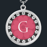 Halsband för hänge för MonogrambrevG<br><div class="desc">Visa din pride i din initialer som ha på sig ett monogrambrevhänge. Det initiala silverhänget gör också en minnesvärd gåva för något speciellt tillfälle för det viktiga folket av ditt liv.</div>