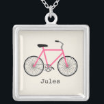 Halsband för shock rosacykelpersonlig<br><div class="desc">Ett hänge som presenterar en illustration av en shock rosa,  cyklar.  Personifiera med ditt namn under cykeln.</div>