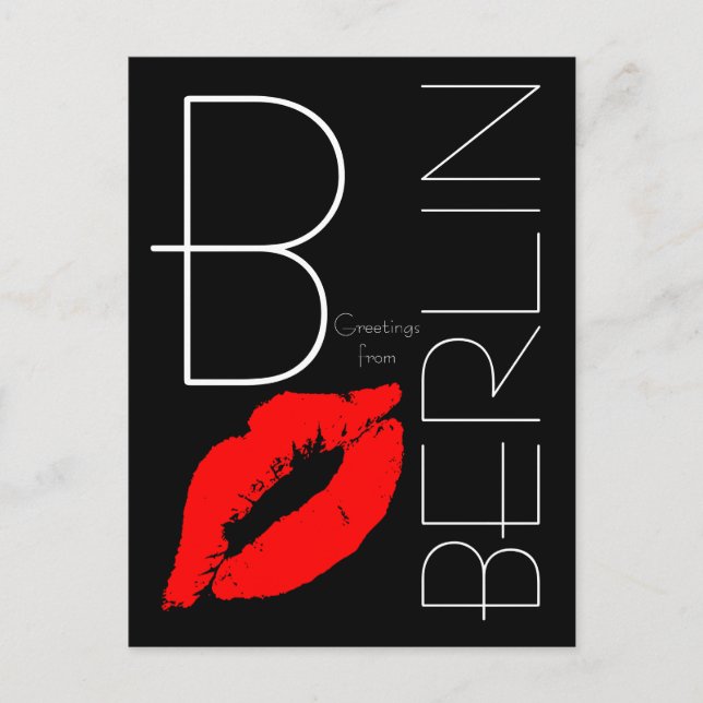 Hälsning från Berlin Red Lipstick Kiss Black Vykort (Framsida)