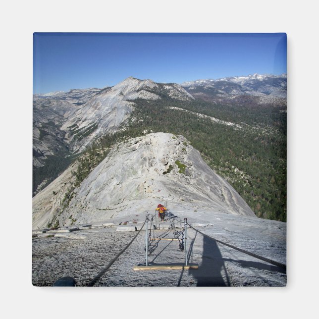 Halv dome Tittar nedåt från kablar - Yosemite Magnet (Framsidan)