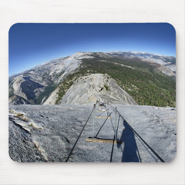 Halv dome Tittar nedåt från kablar - Yosemite Musmatta (Framsidan)