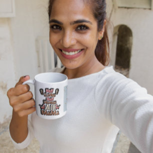 ☕️ halv kaffe, 💕 halv människa, all Mamma 🍎 Kaffemugg