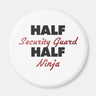 Halv ordningsvakt halva Ninja Magnet