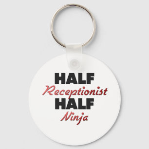 Halva receptionister, halverad ninja nyckelring