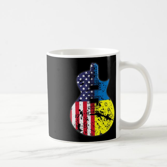 Halva Usa Flagga Halva Ukraina Flagga Gitarr Stöd  Kaffemugg (Höger)