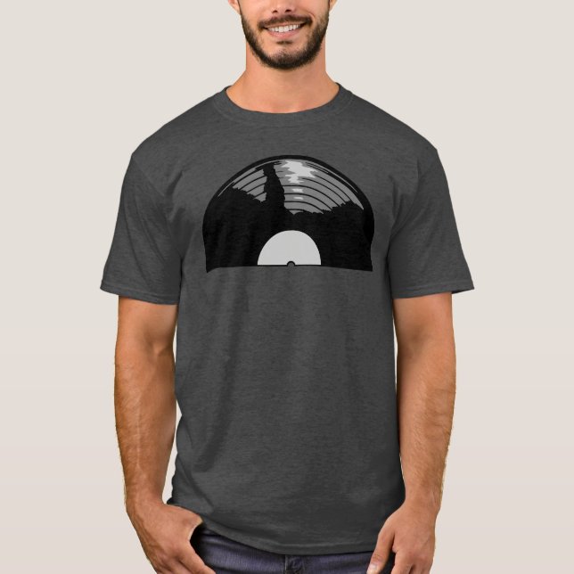 Halva vinylskivor musik vänner t shirt (Framsida)
