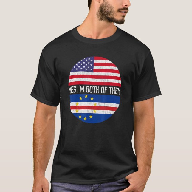 Halvamerikansk Kap Verdean-familj USA flagga T Shirt (Framsida)