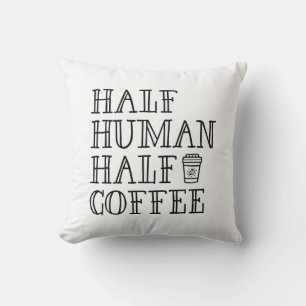 Halverat kaffe från människa kudde