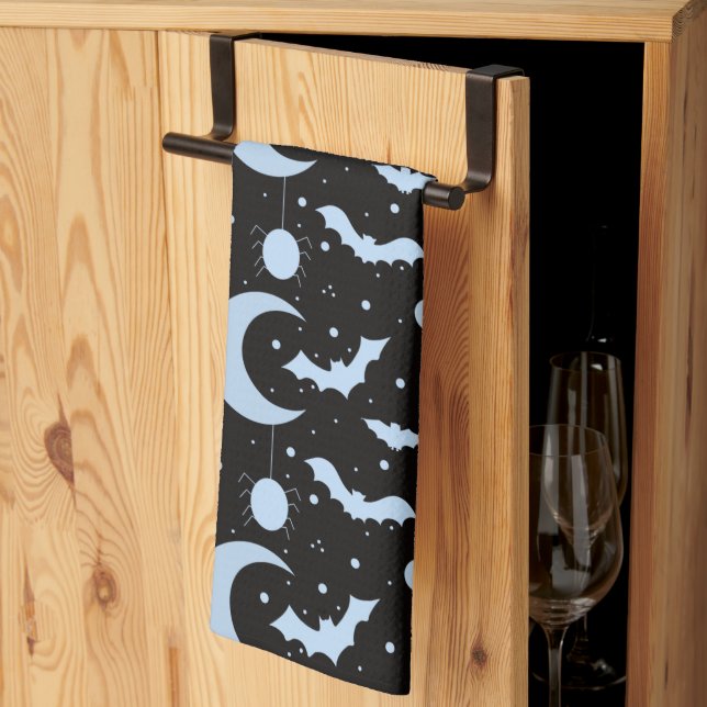 Halvmånar, spindlar och fladdermöss Svart Hallowee Kökshandduk (Thirds Fold)