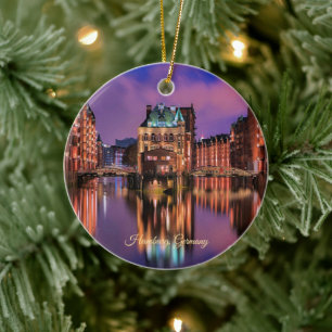 Hamburg, Tyskland på natten Julgransprydnad Keramik