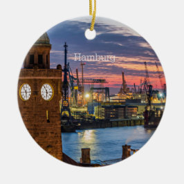 Hamburg, Tyskland panoramisk vy vid vriden ljus Julgransprydnad Keramik