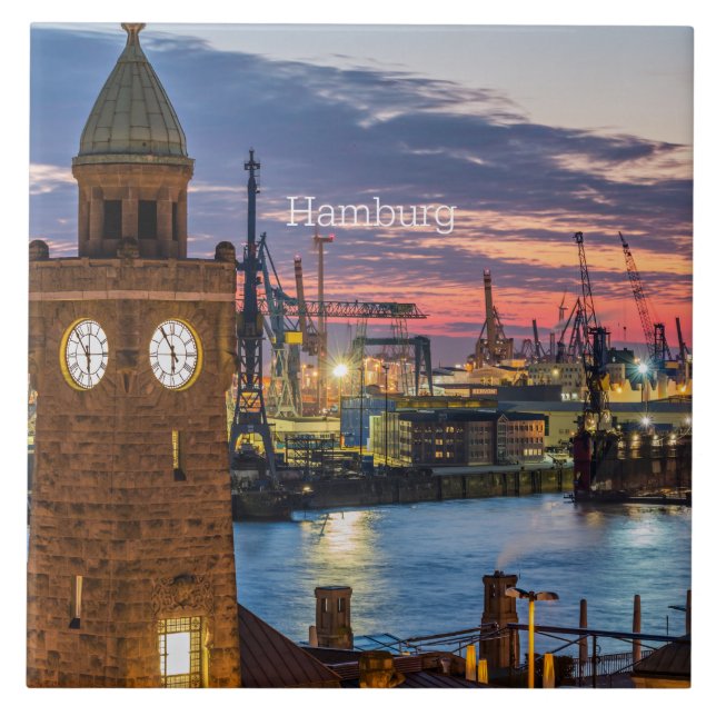 Hamburg, Tyskland panoramisk vy vid vriden ljus Kakelplatta (Framsidan)