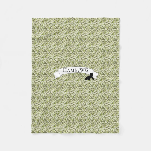 HAMbWG - Fleece Blanket - Grönt Camouflage (Framsidan)