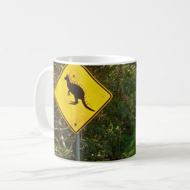 HAMbWG - Kaffe Mugg - Dinosaur Crossing (Framsida vänster)