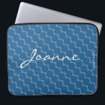 HAMbyWG - Circle Mönster i färg Laptop Fodral<br><div class="desc">HAMbyWhiteGlove - Circle Mönster with any färg Background,  with or without your name - välj bara alternativ för anpassning och anpassning! eller ring 203-302-0337 om du behöver hjälp från HAMbWG. Här med en varm blå bakgrund.</div>