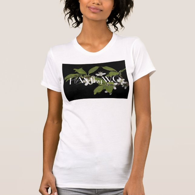HAMbyWG Tiny White Flowers T Shirt (Framsida)